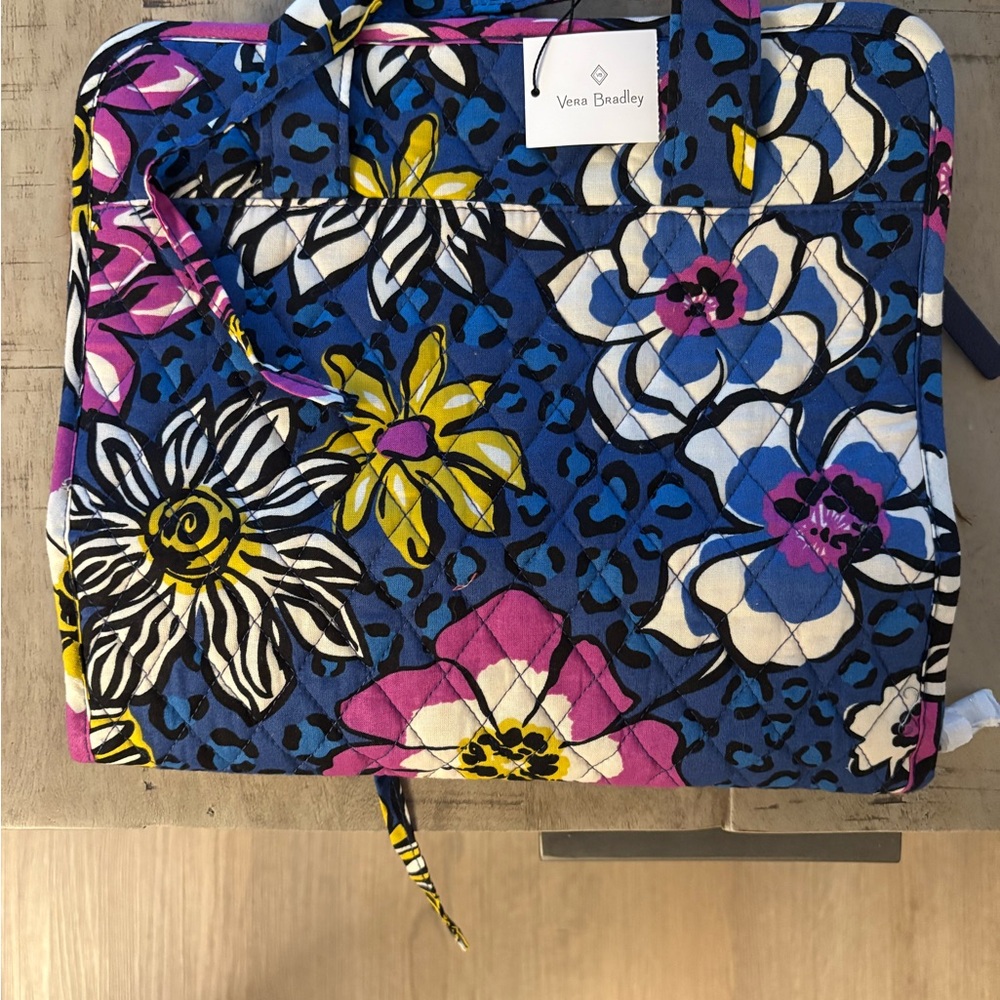 Vera Bradley Floral Hanging Toiletry Organizer NWT